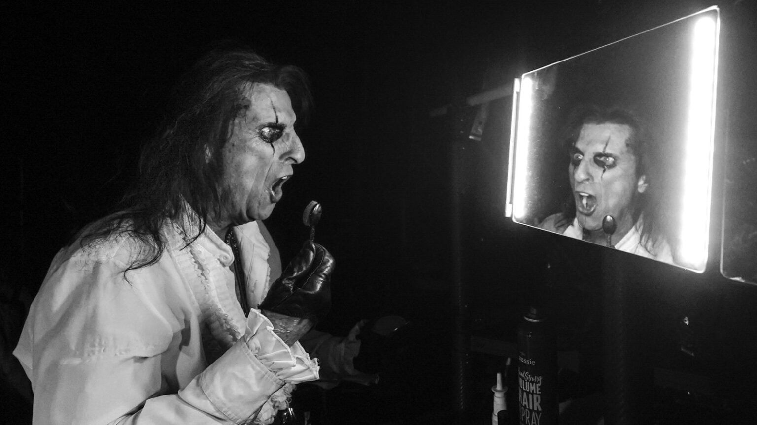 Alice Cooper Is Finally Ready to Tell the Truth