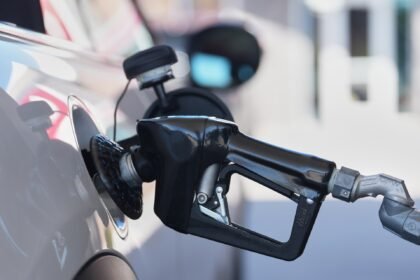 California leads lawsuit against Trump fuel efficiency standards rollback