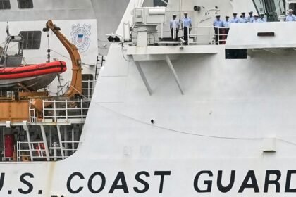 Air ambulance missing on flight from Bermuda to Boston