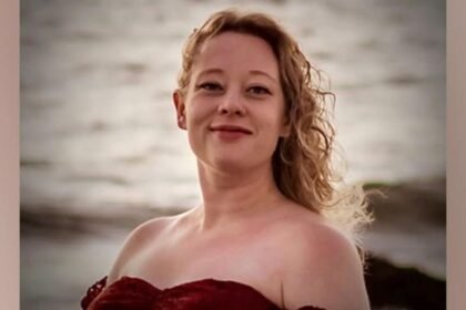 Renee Good: Family of US woman killed by ICE agent sues Trump officials