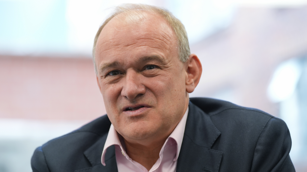 Lib Dem MPs criticise Davey over pension triple lock response