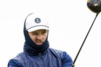 World no. 979 Stewart's dilemma after finishing fourth at Alfred Dunhill Links