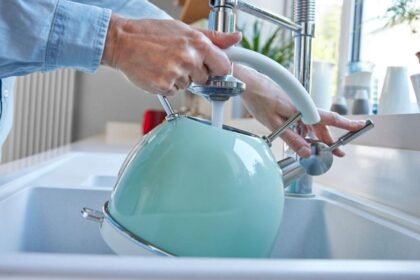 Thames Water apologises after £145,000 customer billing mistake