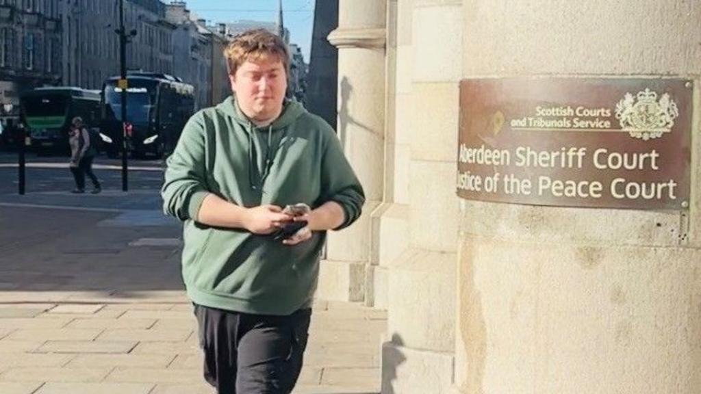Man admits posing as medical student at hospital