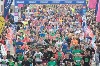 Thousands gather in Glasgow for Great Scottish Run