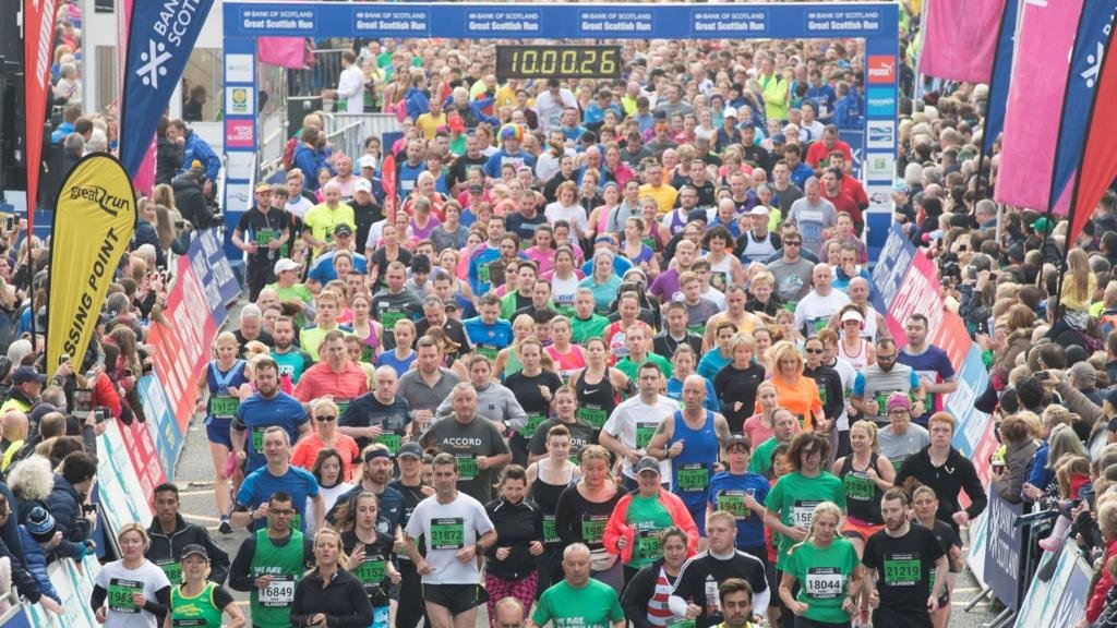 Thousands gather in Glasgow for Great Scottish Run
