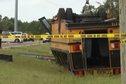 2 killed, including a student, in Central Florida school bus crash
