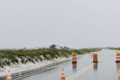 Category 3 Hurricane Isaias just hours away from making landfall on Gulf Coast