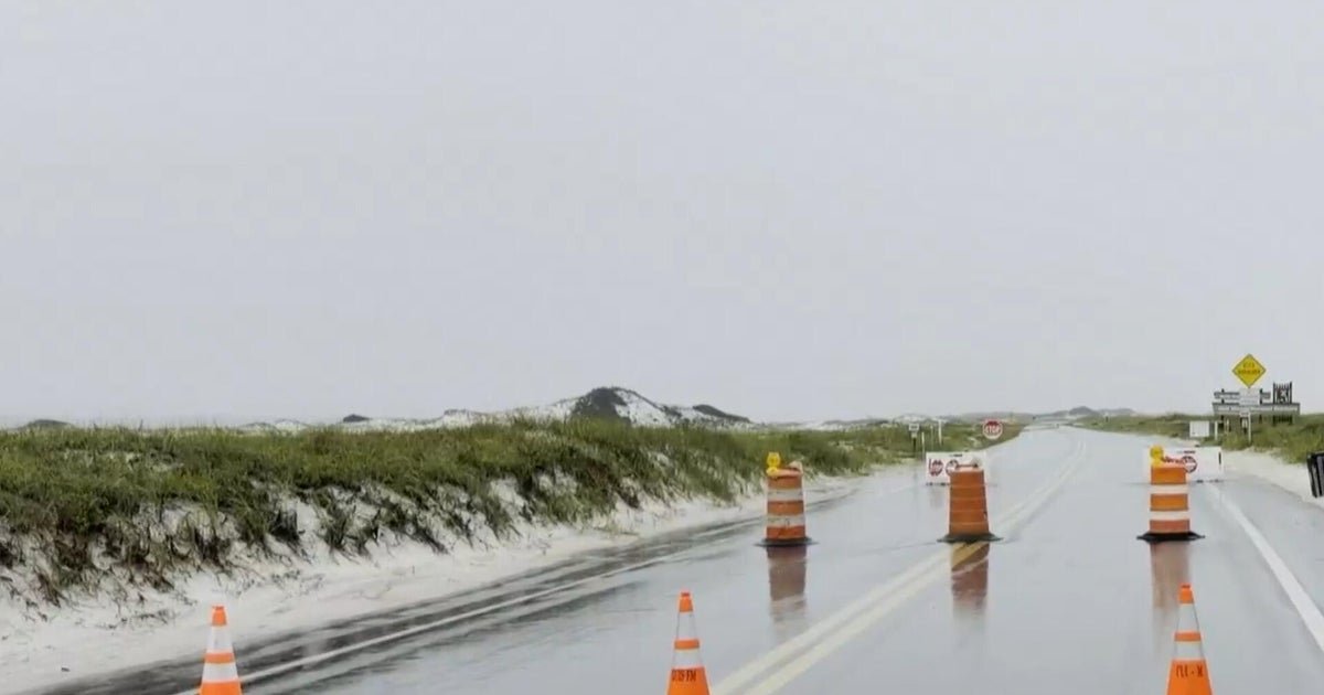 Category 3 Hurricane Isaias just hours away from making landfall on Gulf Coast