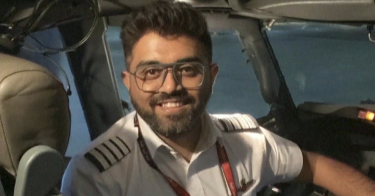 Details emerge on midair mayhem after pilot was allegedly stabbed by co-pilot