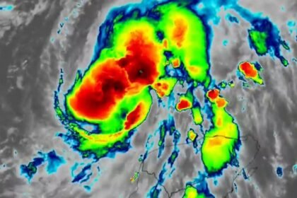 Eye Opener: Gulf Coast prepares for Hurricane Isaias