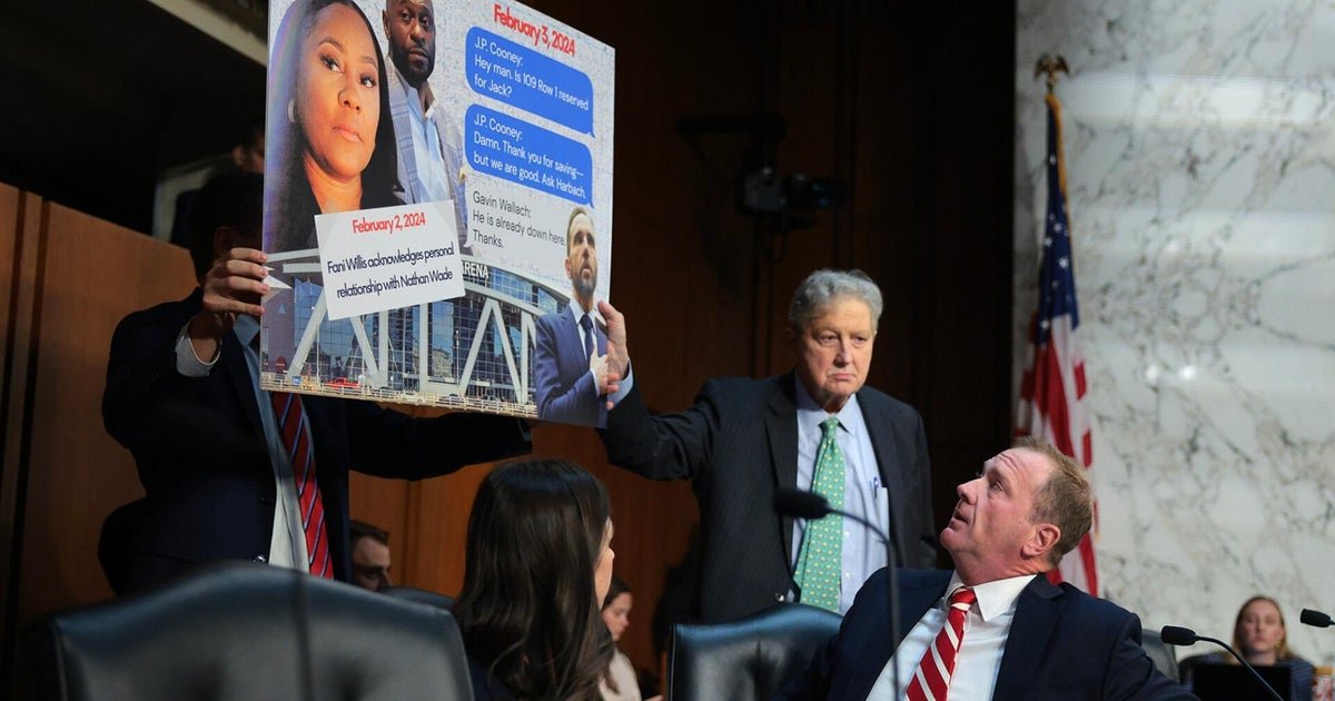 Fallout grows after Sen. Schmitt's Hawks-Hawkeyes blunder at Jack Smith hearing