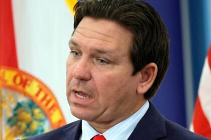 Florida bracing for impact from Hurricane Isaias