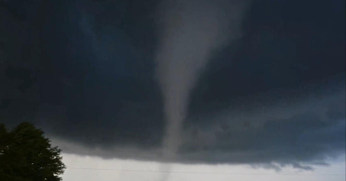 Pacific hurricane systems send tornadoes, flooding to southern, central U.S.