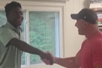 Teacher challenges students with $100 to get perfect chemistry exam score