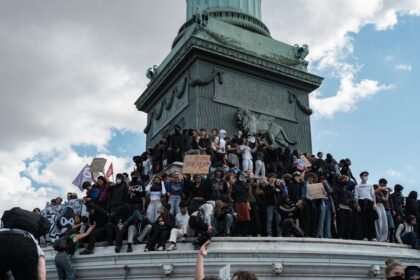 Thousands face off with police at Paris' Bastille Square in protest over school conditions