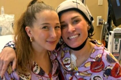 Two best friends show that while chemo fights cancer, it's friends who can save your life