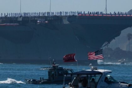 USS Abraham Lincoln returns to San Diego after historic 10-month deployment