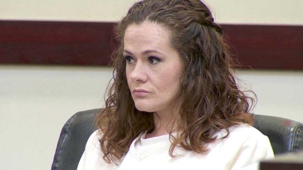 Watch: Why was the US execution of Christa Pike halted?