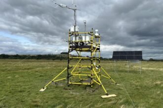 Carbon tracking tower put on Scotland's largest saltmarsh