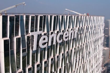 AI agent fleet likely from Chinese firm Tencent pulled data from rival Alibaba’s maps, researchers say