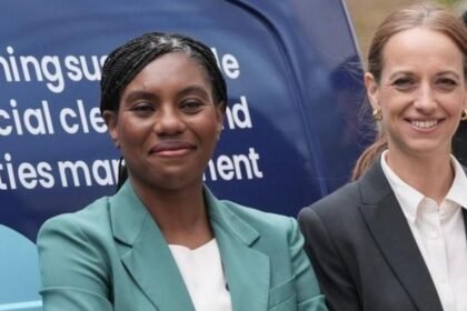Conservatives pledge 'tough love' benefit rules for under-25s