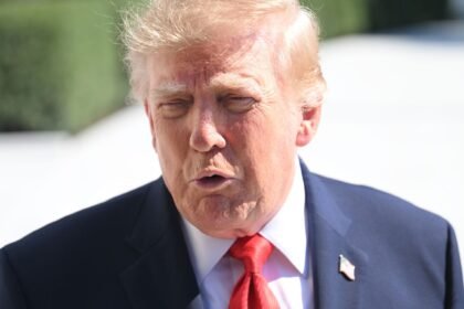 Trump Courts New Crypto Investors Ahead of Midterms