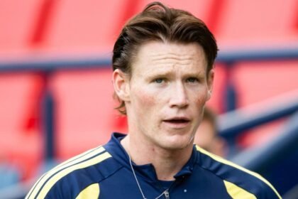 McTominay resumes Napoli training after surgery