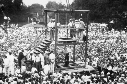Public executions in the US stopped nearly a century ago -  why are they resuming now?