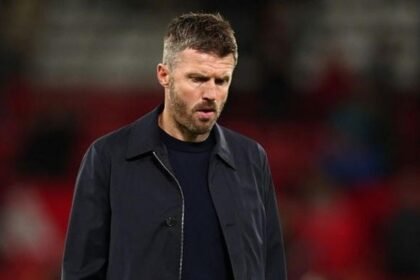 Boos, anguish & fading belief -'worrying day' for under-pressure Carrick