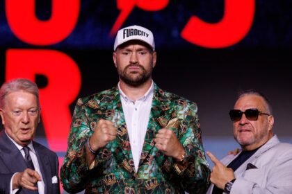 Fury to invite US President Trump to lead ring walk before Joshua fight
