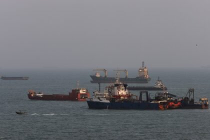Iran says Hormuz to remain closed until US meets conditions