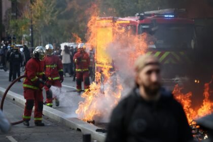 School protests spread as fires, blockades deepen unrest in France
