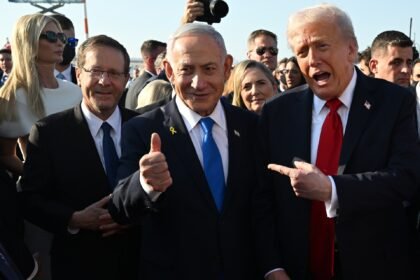 Despite praise and White House visits, Trump avoids endorsing Netanyahu