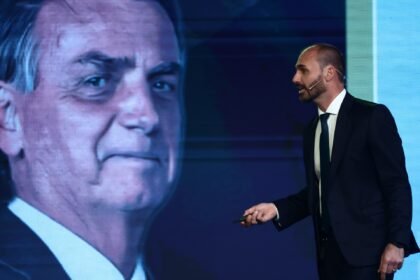 Brazilian Supreme Court judge issues arrest warrant for Eduardo Bolsonaro