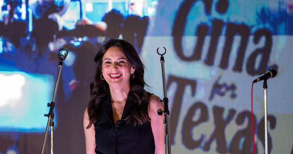 Latino Dems urge investment in Hinojosa campaign as Texas governor's race tightens