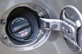 Environmental groups sue Trump administration over vehicle MPG rollback