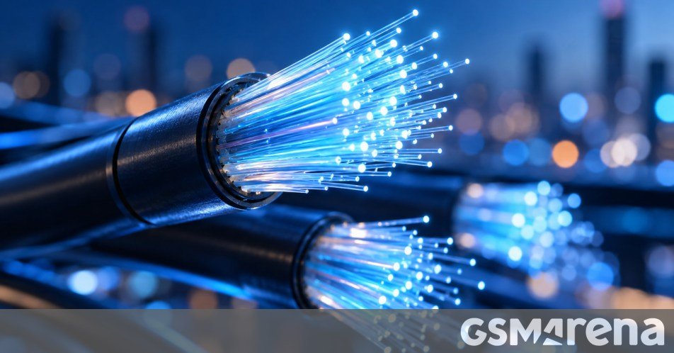 AT&T is buying $3 billion worth of fibre optic cables from Corning
