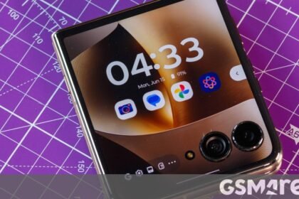 Motorola rolls out Android 17 to the Razr Ultra 2026