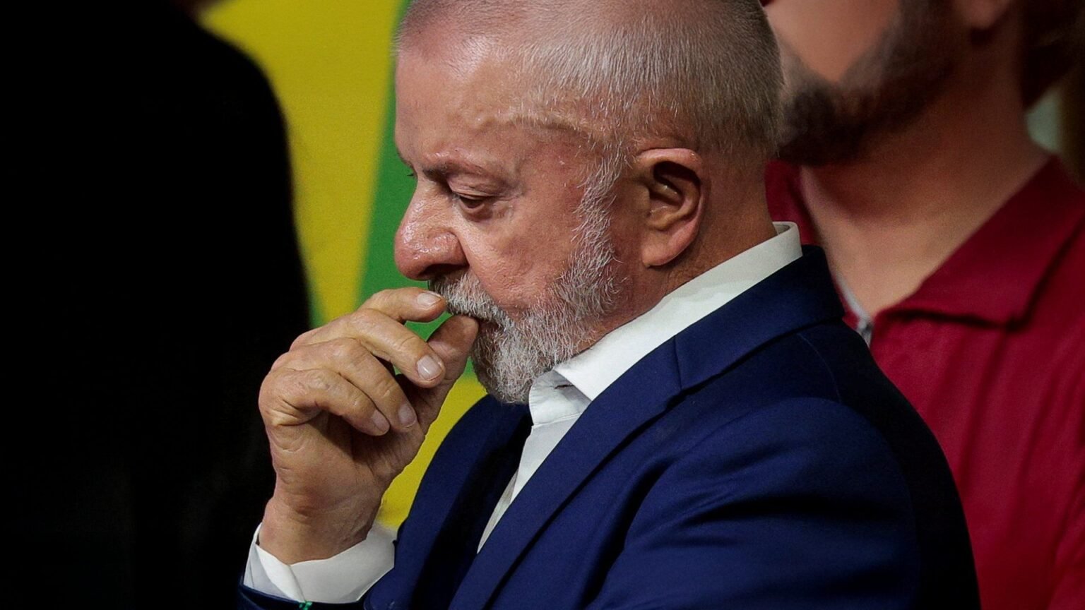 Bolsonaro beats expectations in Brazil vote, faces Lula in runoff