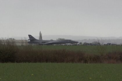 US abruptly withdraws bombers from UK’s RAF Fairford