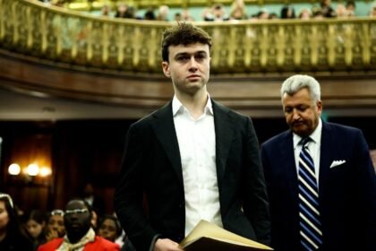 Whistleblower warns that humans don’t control AI