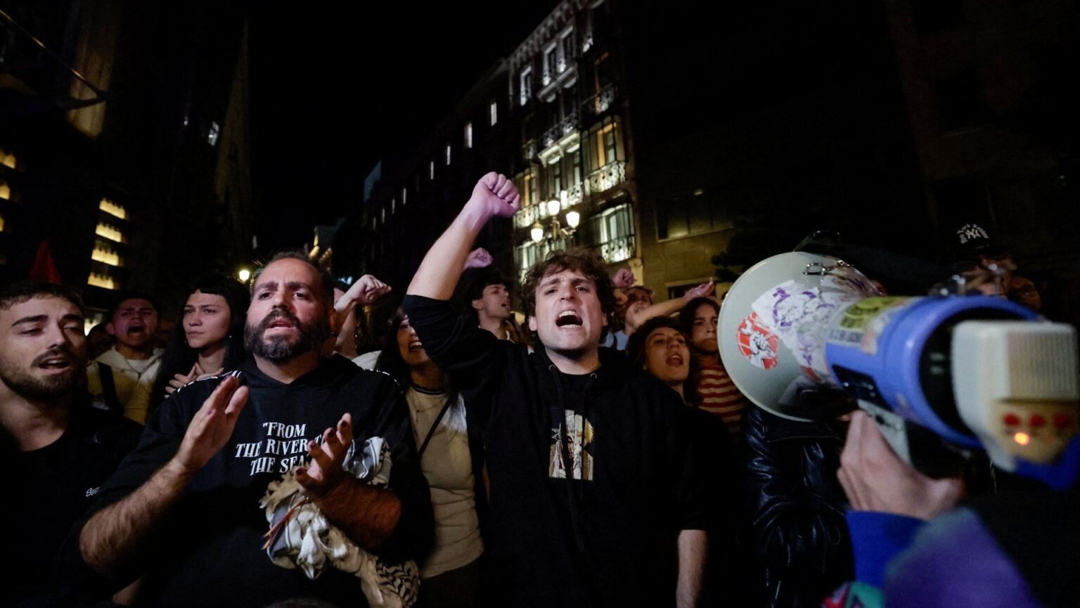 Death of 87-year old sparks furious Spain housing protests