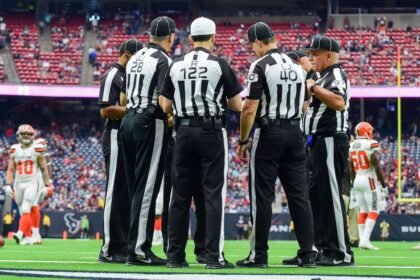 NFL refs union to challenge severity of 2 officials' suspensions