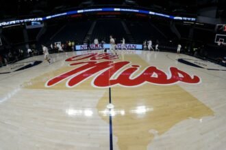 Ole Miss lands top hoops recruit in decades as Nur commits