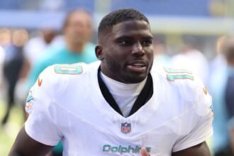 WR Tyreek Hill could sign with new team soon, agent says