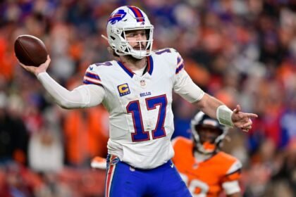 NFL awards: Allen MVP favorite, Purdy closing in fast