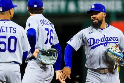 Dodgers to start playoffs still as World Series favorites