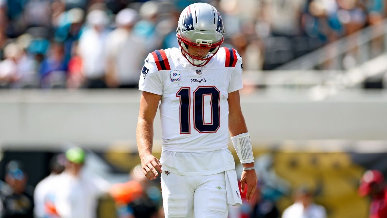 Maye again says shoulder not to blame for sputtering Patriots offense
