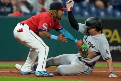 The first MLB division series matchup is set! Here's how Guardians, White Sox can win it﻿